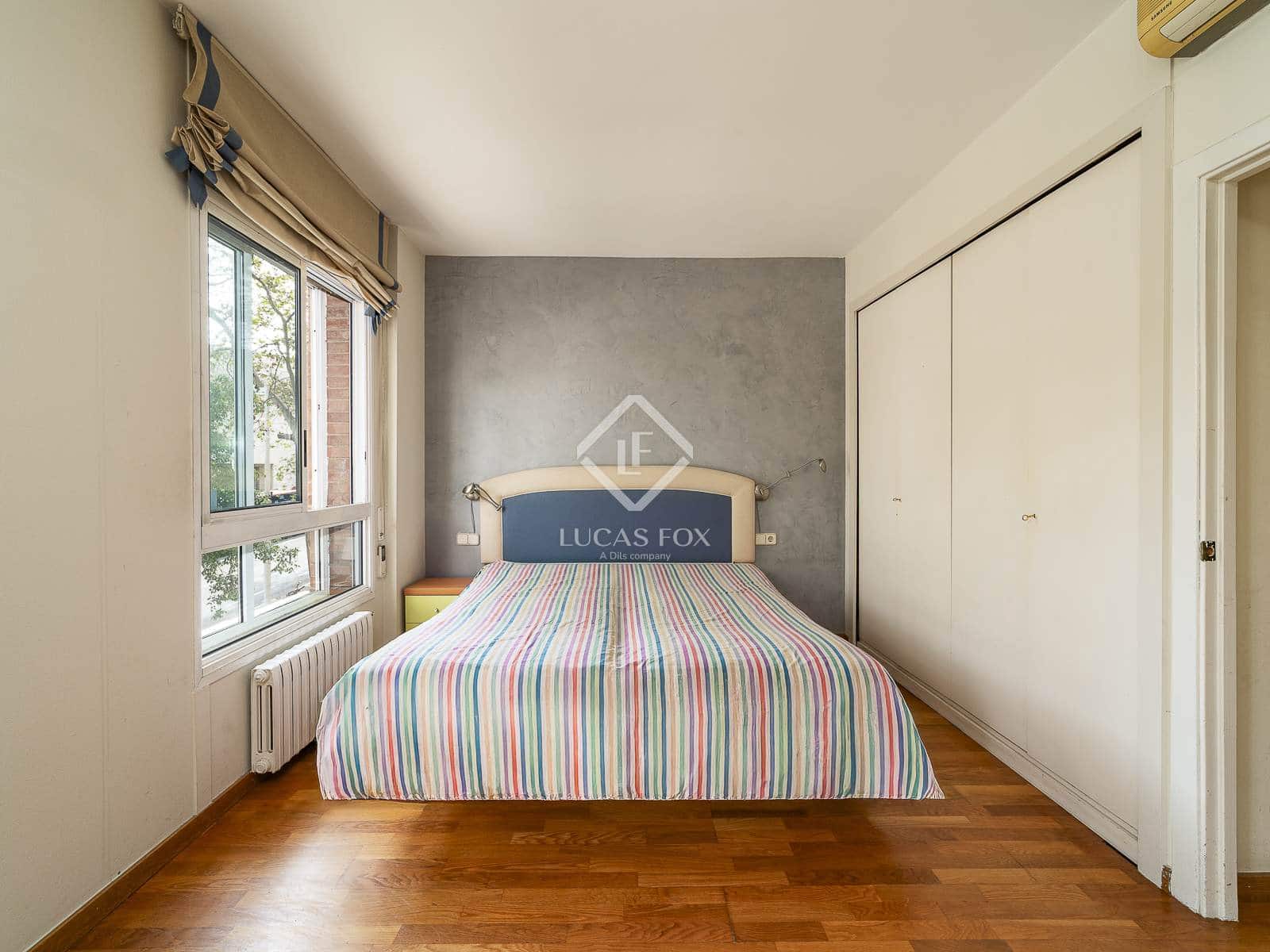 2 makuuhuone Huoneisto myytävänä paikassa Barcelona kaupunki mukana 
autotalli - 570 000 € (Ref: 9306966)