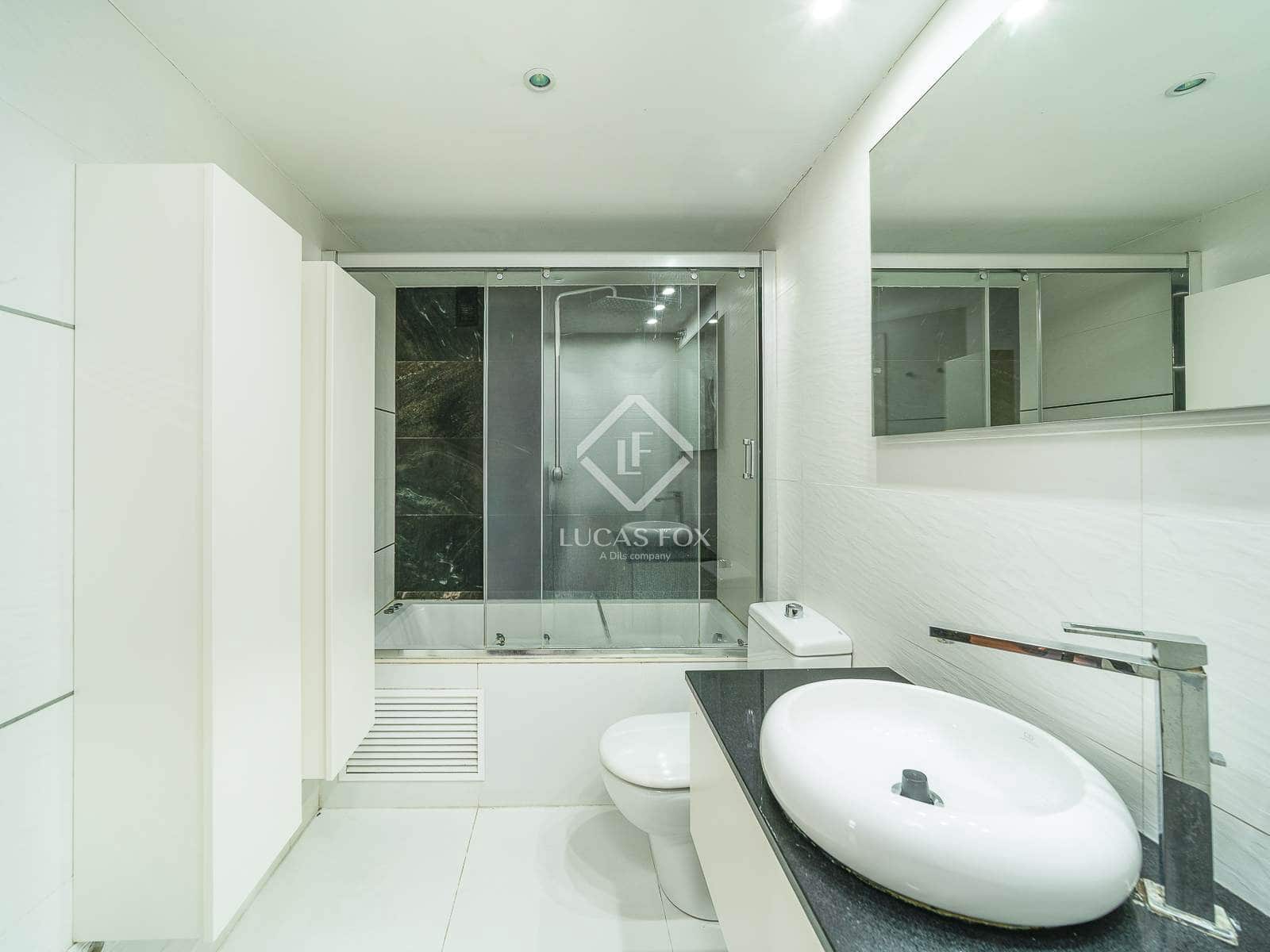 2 makuuhuone Huoneisto myytävänä paikassa Barcelona kaupunki mukana 
autotalli - 570 000 € (Ref: 9306966)