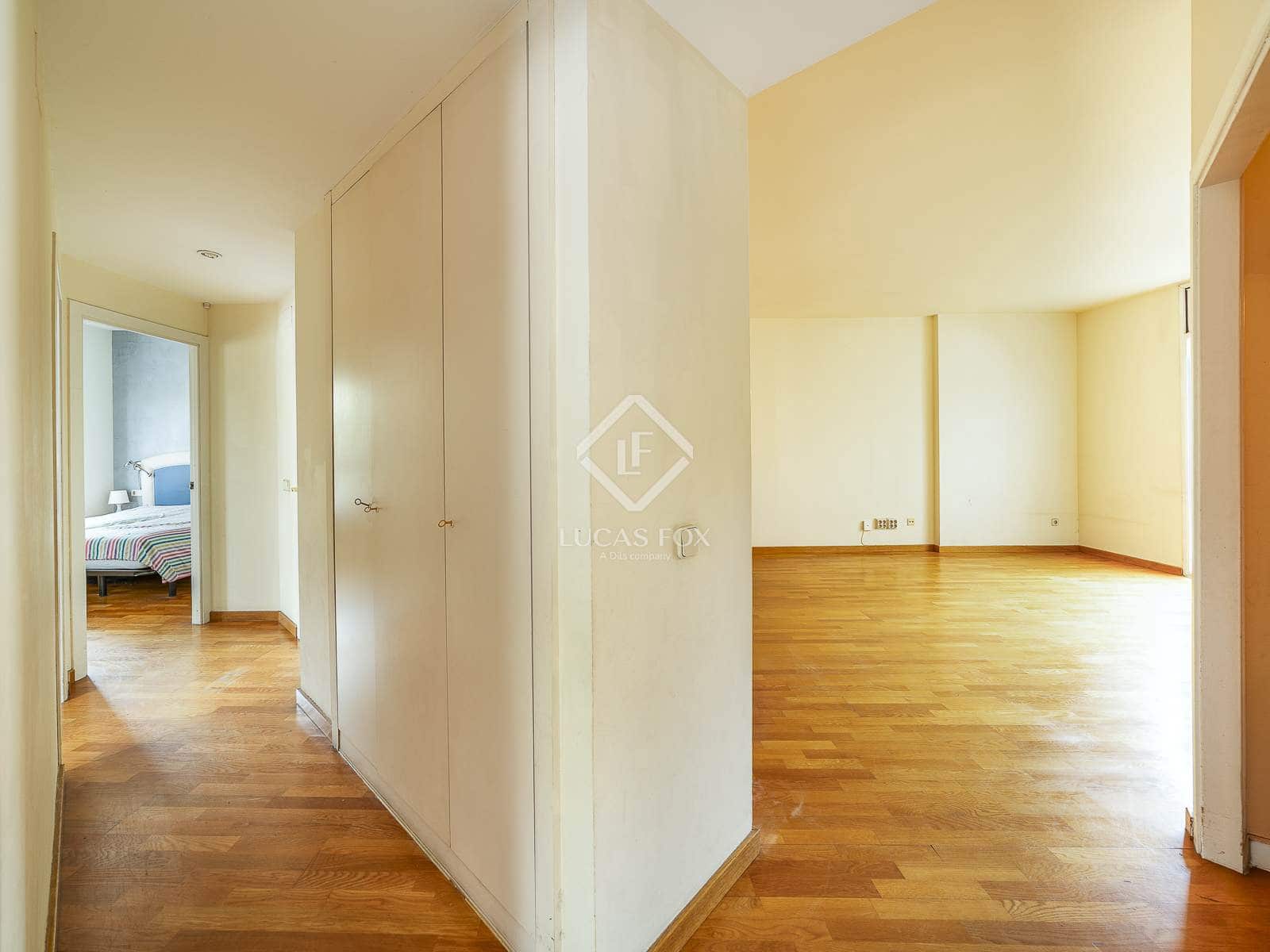 2 makuuhuone Huoneisto myytävänä paikassa Barcelona kaupunki mukana 
autotalli - 570 000 € (Ref: 9306966)