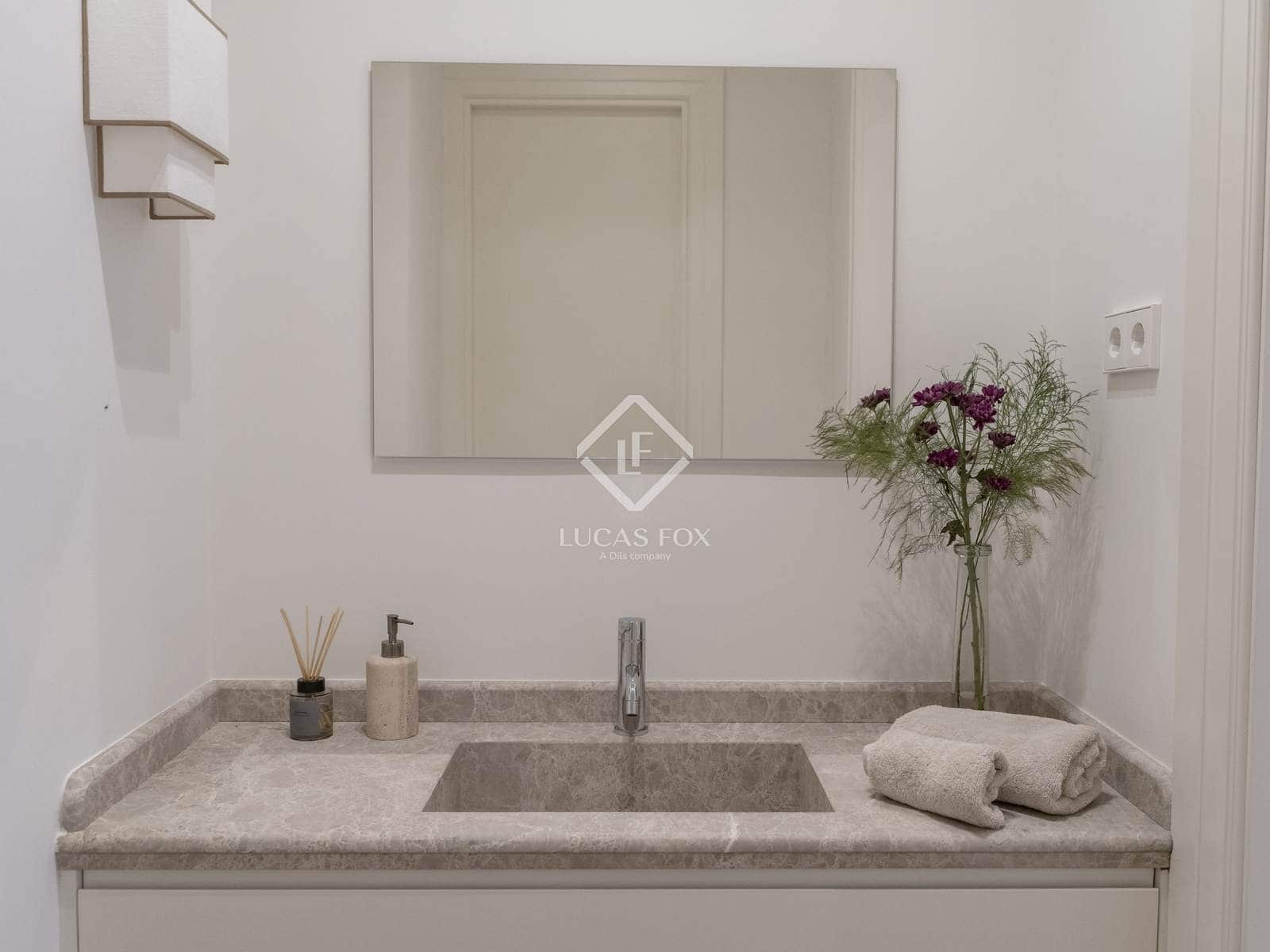 2 soveværelse Lejlighed til salg i Madrid by - € 2.190.000 (Ref: 9307107)