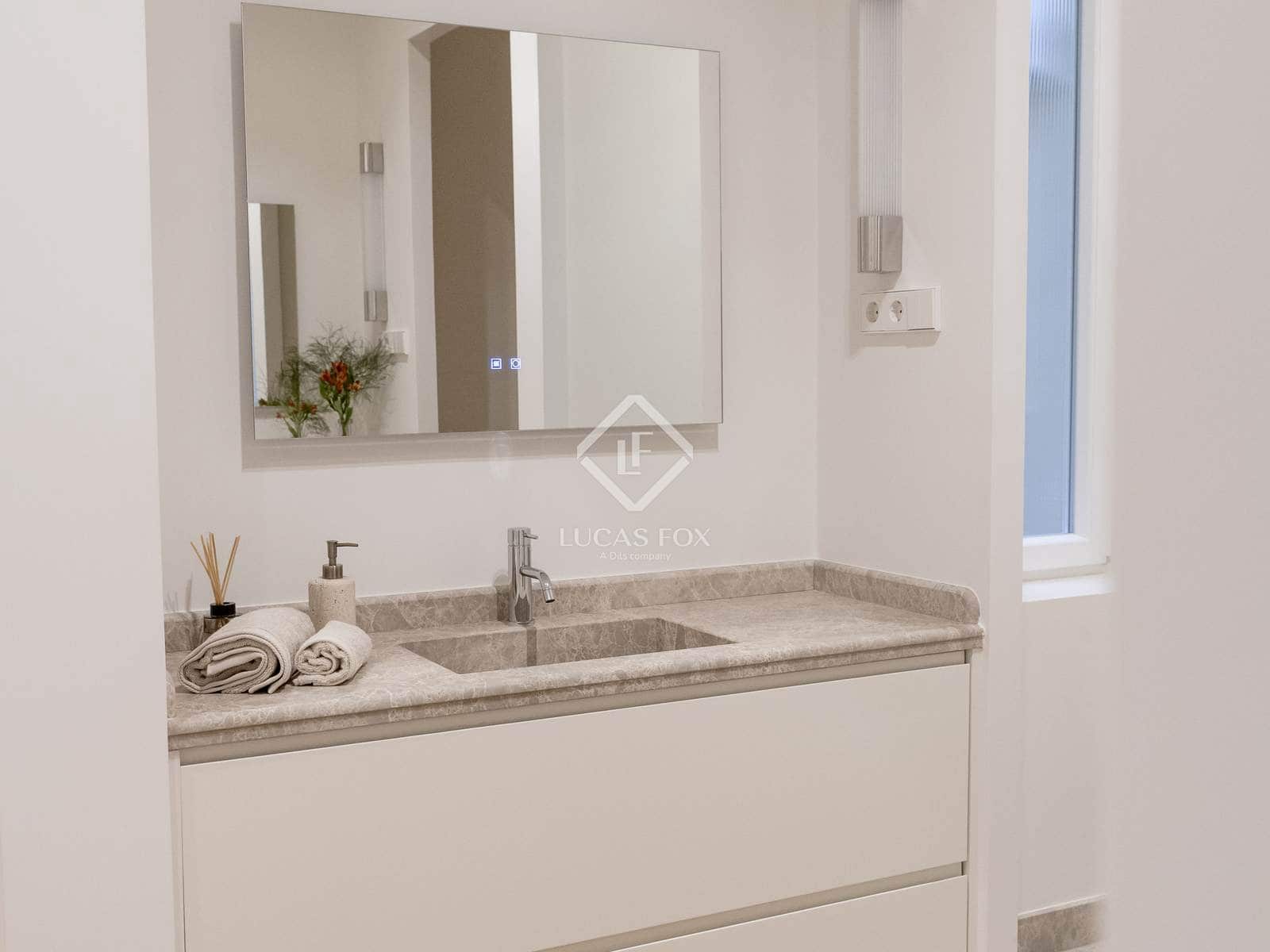 2 soveværelse Lejlighed til salg i Madrid by - € 2.190.000 (Ref: 9307107)