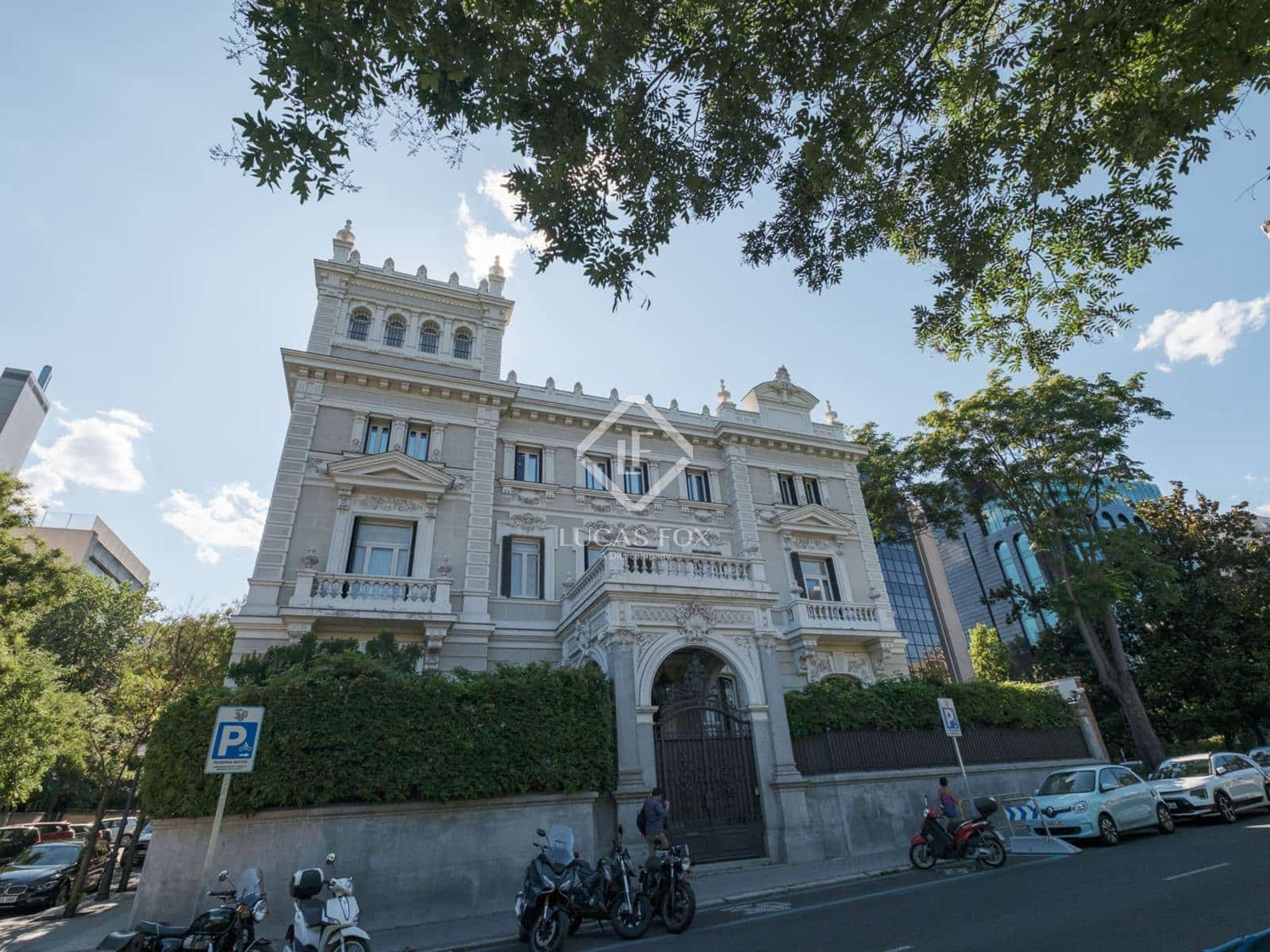 2 soveværelse Lejlighed til salg i Madrid by - € 2.200.000 (Ref: 9307108)