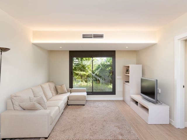 4 quarto Moradia para venda em Tiana com piscina garagem - 1 900 000 € (Ref: 9309018)