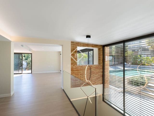 4 quarto Moradia para venda em Tiana com piscina garagem - 1 900 000 € (Ref: 9309018)