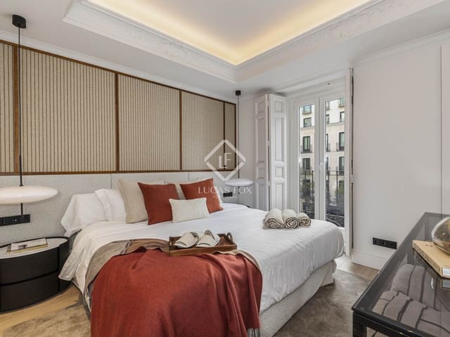 3 slaapkamer Appartement te koop in Almagro, Madrid stad - € 1.650.000 (Ref: 9309021)