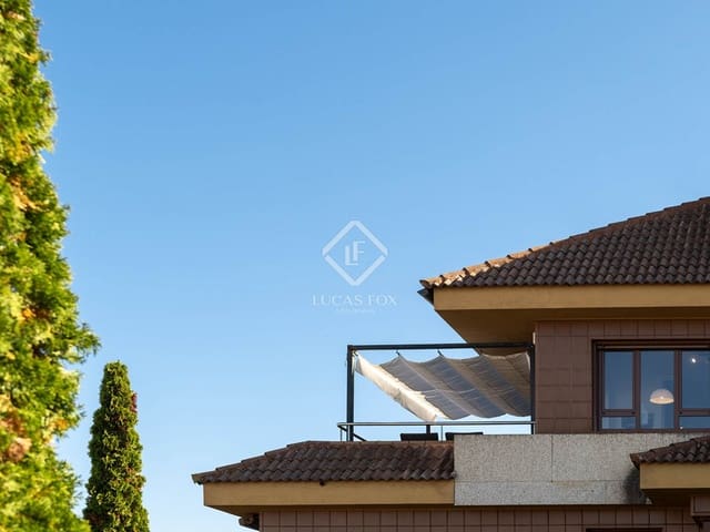 3 bedroom Penthouse for sale in Baiona with garage - € 550,000 (Ref: 9309162)