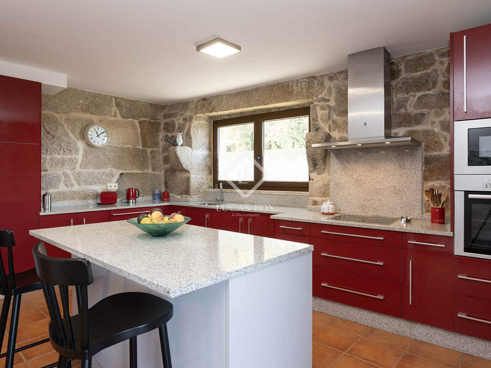 5 slaapkamer Villa te koop in Cerdedo-Cotobade met garage - € 435.000 (Ref: 9309163)