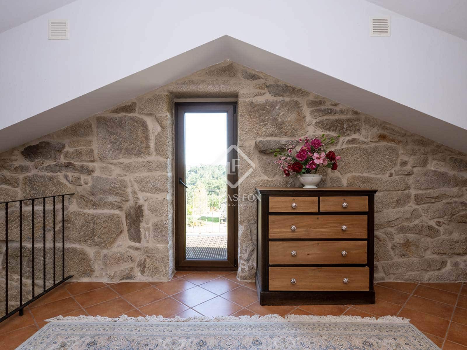 5 slaapkamer Villa te koop in Cerdedo-Cotobade met garage - € 435.000 (Ref: 9309163)