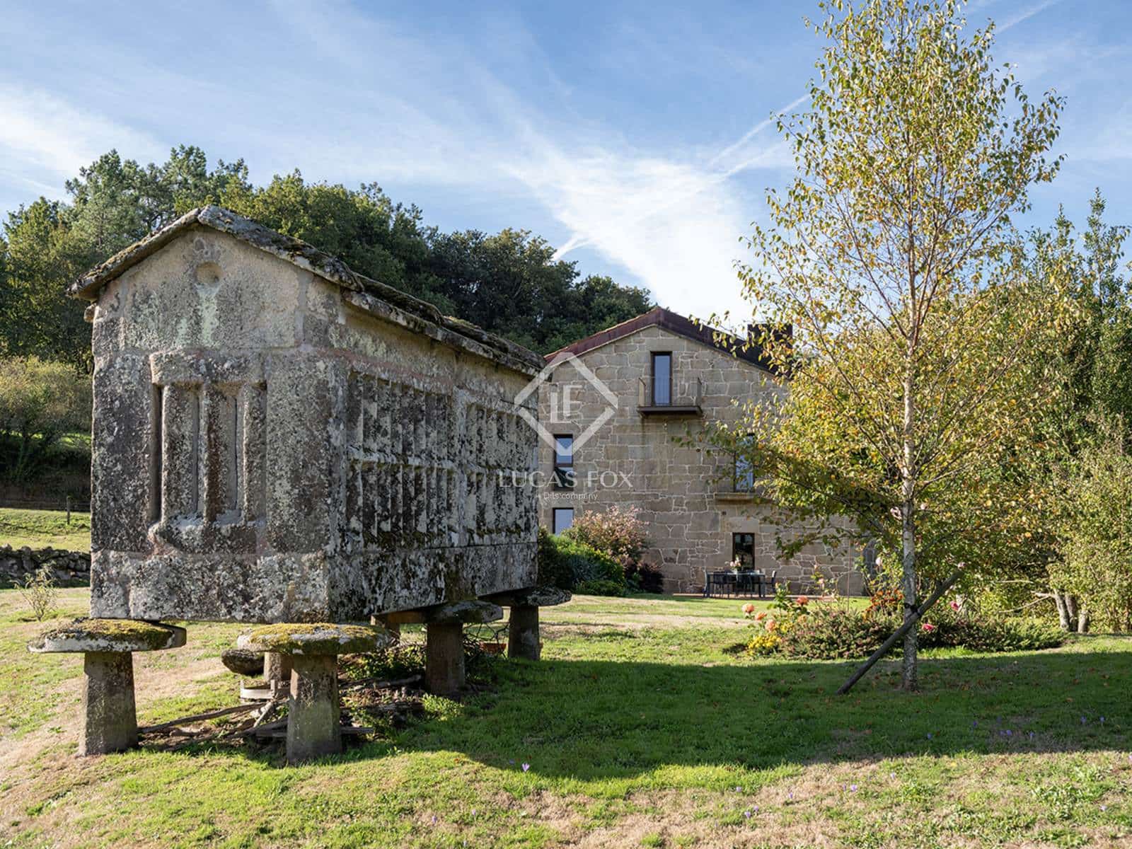 5 slaapkamer Villa te koop in Cerdedo-Cotobade met garage - € 435.000 (Ref: 9309163)