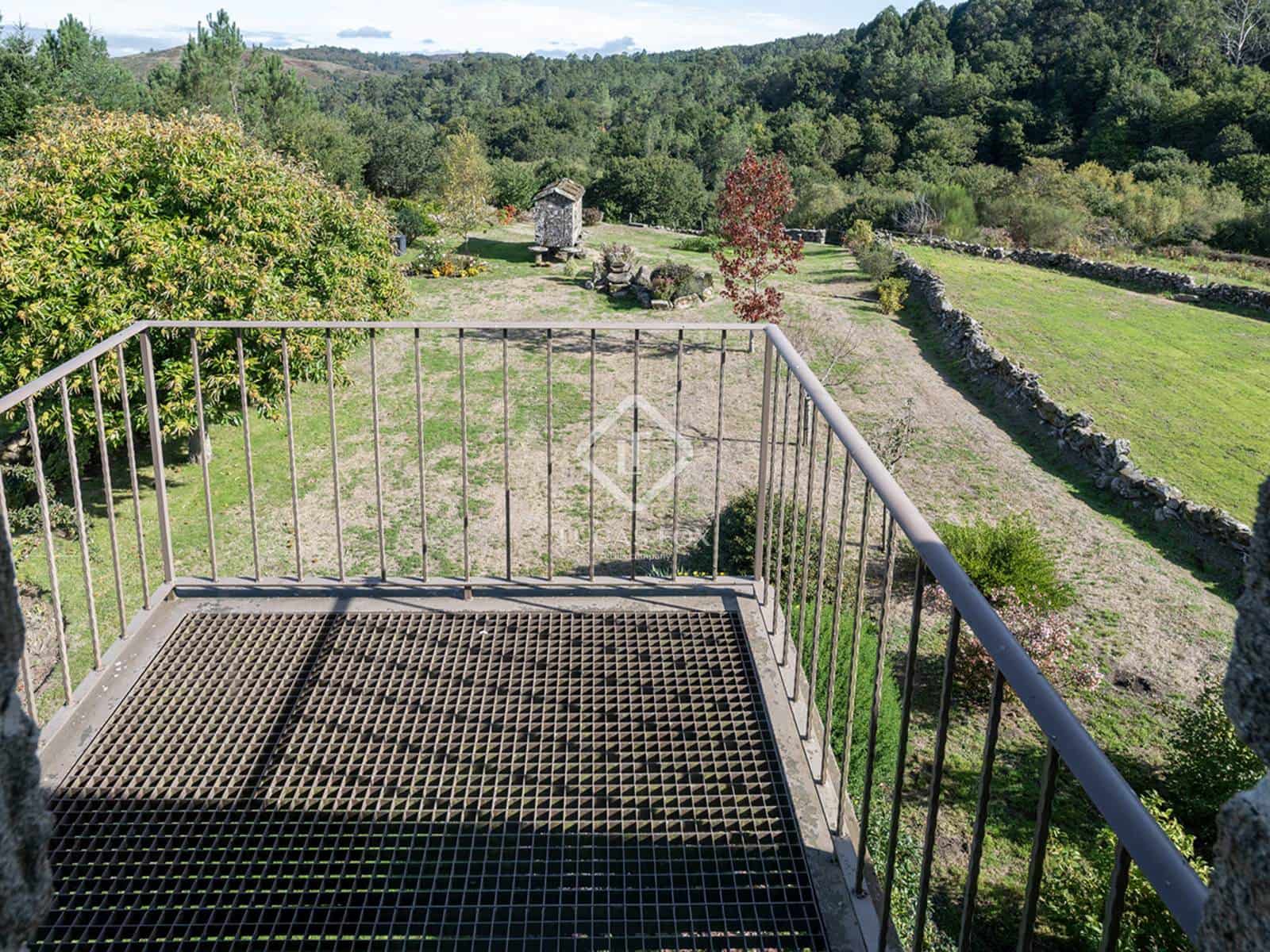 5 slaapkamer Villa te koop in Cerdedo-Cotobade met garage - € 435.000 (Ref: 9309163)