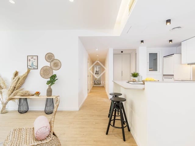 4 Zimmer Apartment zu verkaufen in Barcelona Stadt - 695.000 € (Ref: 9311917)