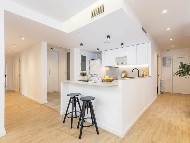 4 Zimmer Apartment zu verkaufen in Barcelona Stadt - 695.000 € (Ref: 9311917)