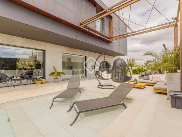 6 bedroom Villa for sale in Boadilla del Monte with pool garage - € 2,395,000 (Ref: 9311920)