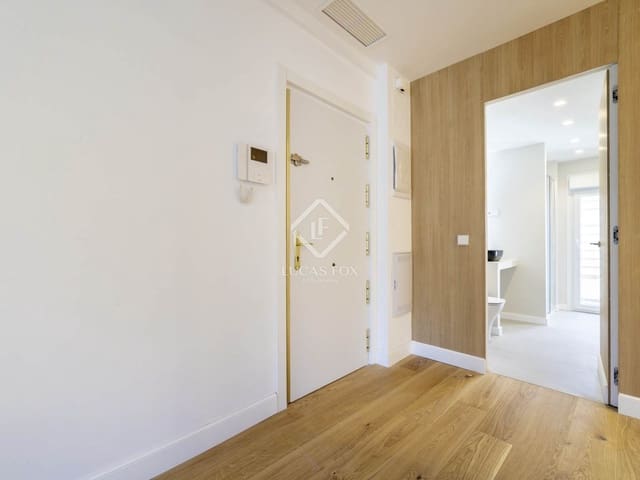 3 makuuhuone Huoneisto myytävänä paikassa Argüelles, Madrid kaupunki - 936 000 € (Ref: 9312027)