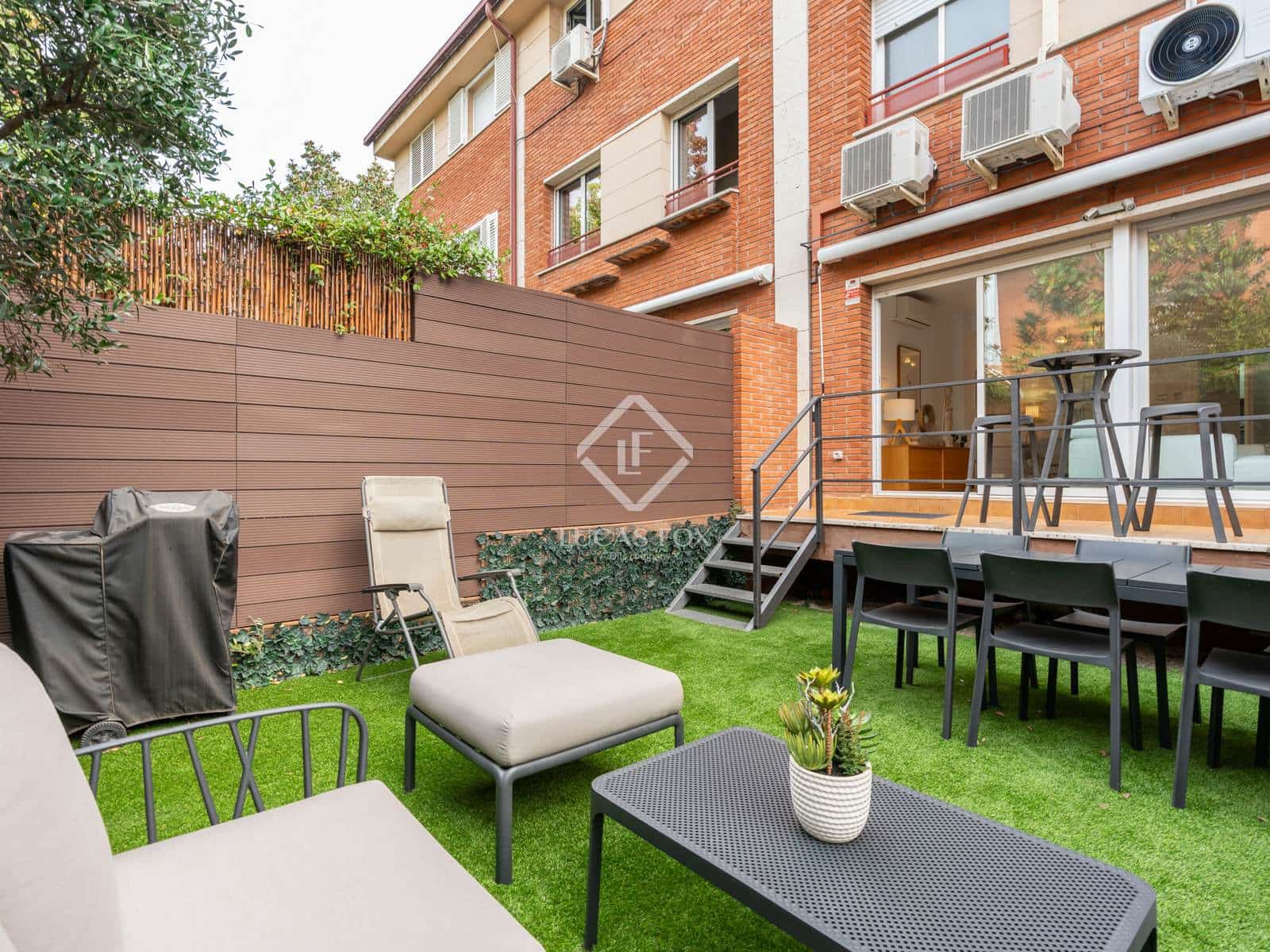 5 makuuhuone Huvila myytävänä paikassa Mira-Sol mukana 
autotalli - 1 200 000 € (Ref: 9312107)