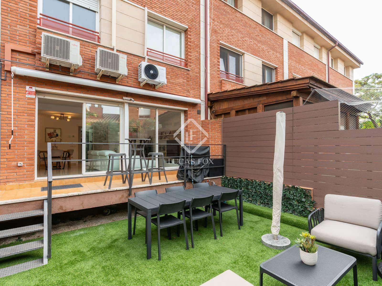 5 makuuhuone Huvila myytävänä paikassa Mira-Sol mukana 
autotalli - 1 200 000 € (Ref: 9312107)