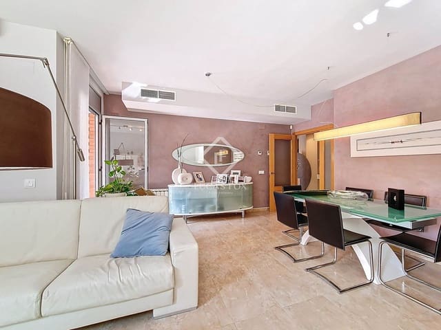 4 quarto Apartamento para venda em Cubelles com piscina garagem - 455 000 € (Ref: 9312108)