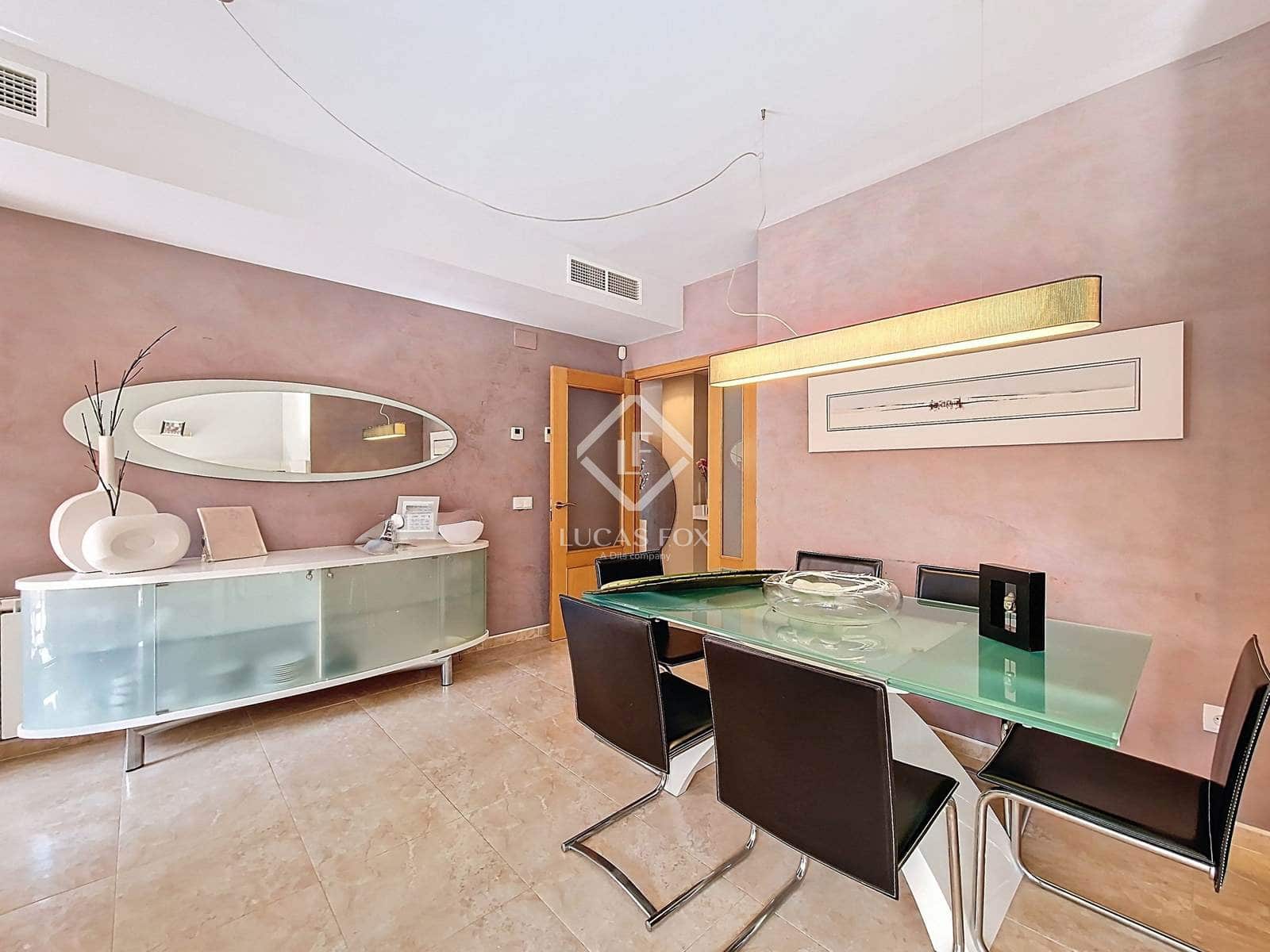 4 makuuhuone Huoneisto myytävänä paikassa Cubelles mukana uima-altaan 
autotalli - 455 000 € (Ref: 9312108)