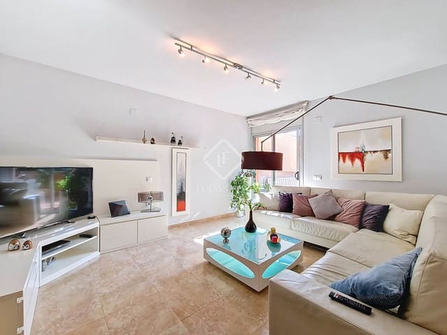 4 quarto Apartamento para venda em Cubelles com piscina garagem - 455 000 € (Ref: 9312108)