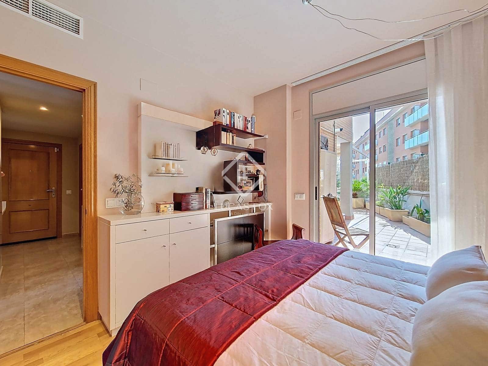 4 makuuhuone Huoneisto myytävänä paikassa Cubelles mukana uima-altaan 
autotalli - 455 000 € (Ref: 9312108)