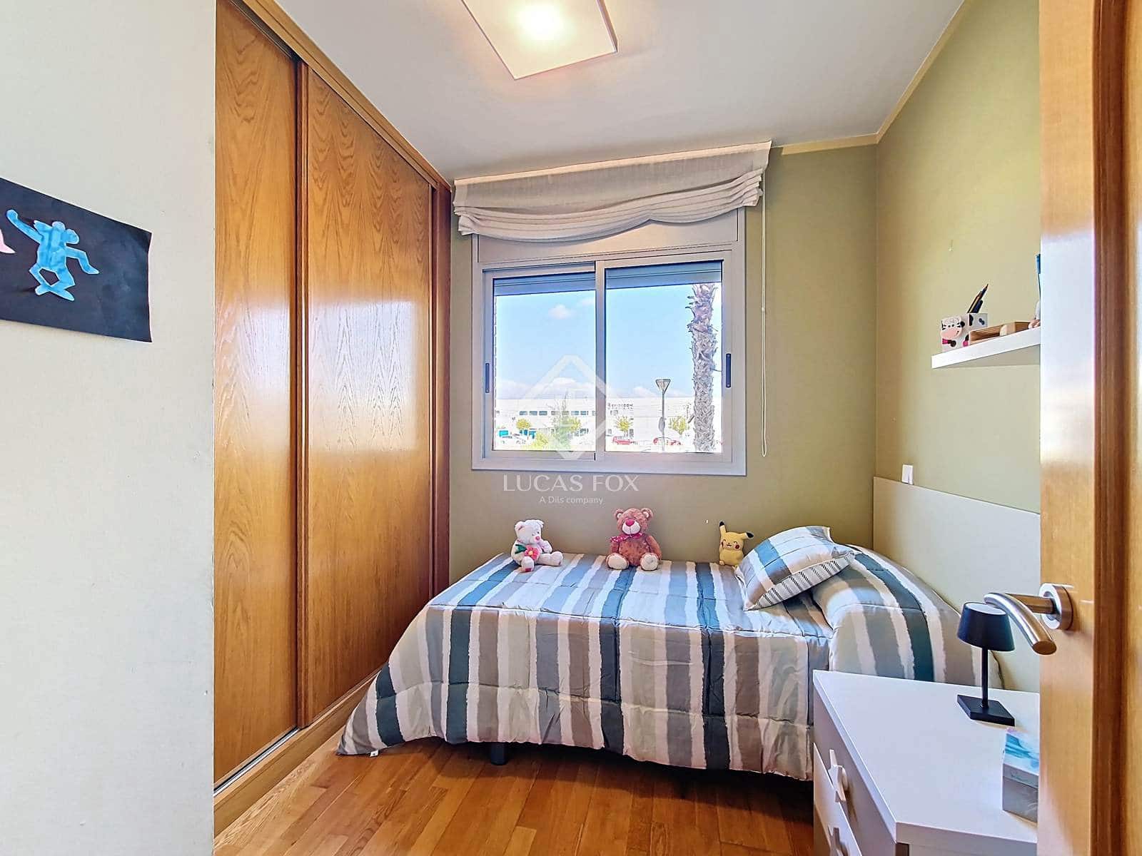 4 makuuhuone Huoneisto myytävänä paikassa Cubelles mukana uima-altaan 
autotalli - 455 000 € (Ref: 9312108)