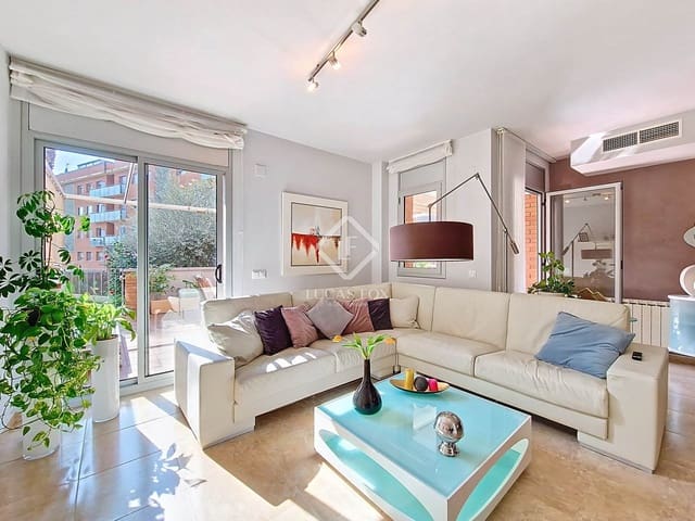 4 quarto Apartamento para venda em Cubelles com piscina garagem - 455 000 € (Ref: 9312108)