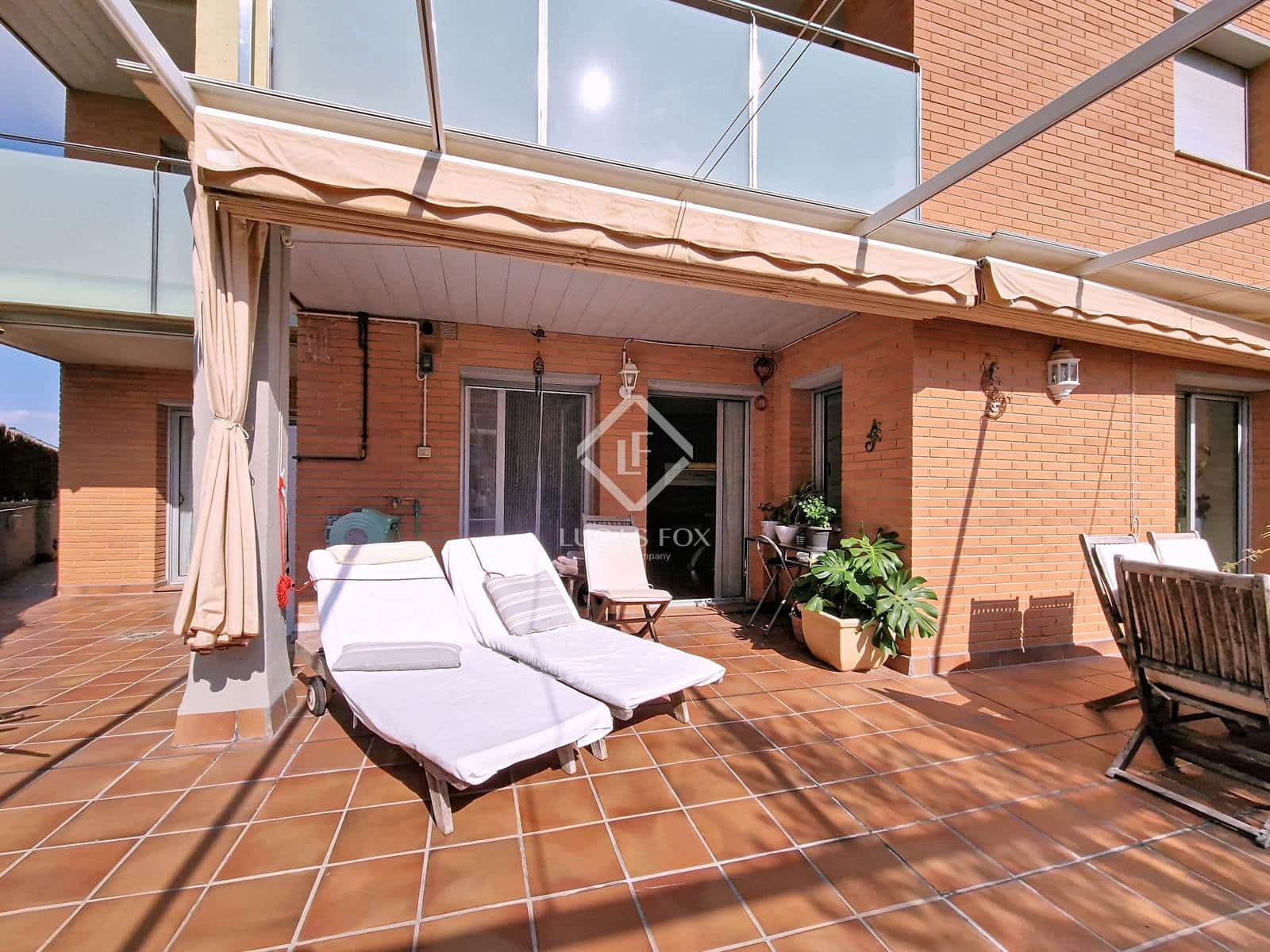 4 makuuhuone Huoneisto myytävänä paikassa Cubelles mukana uima-altaan 
autotalli - 455 000 € (Ref: 9312108)