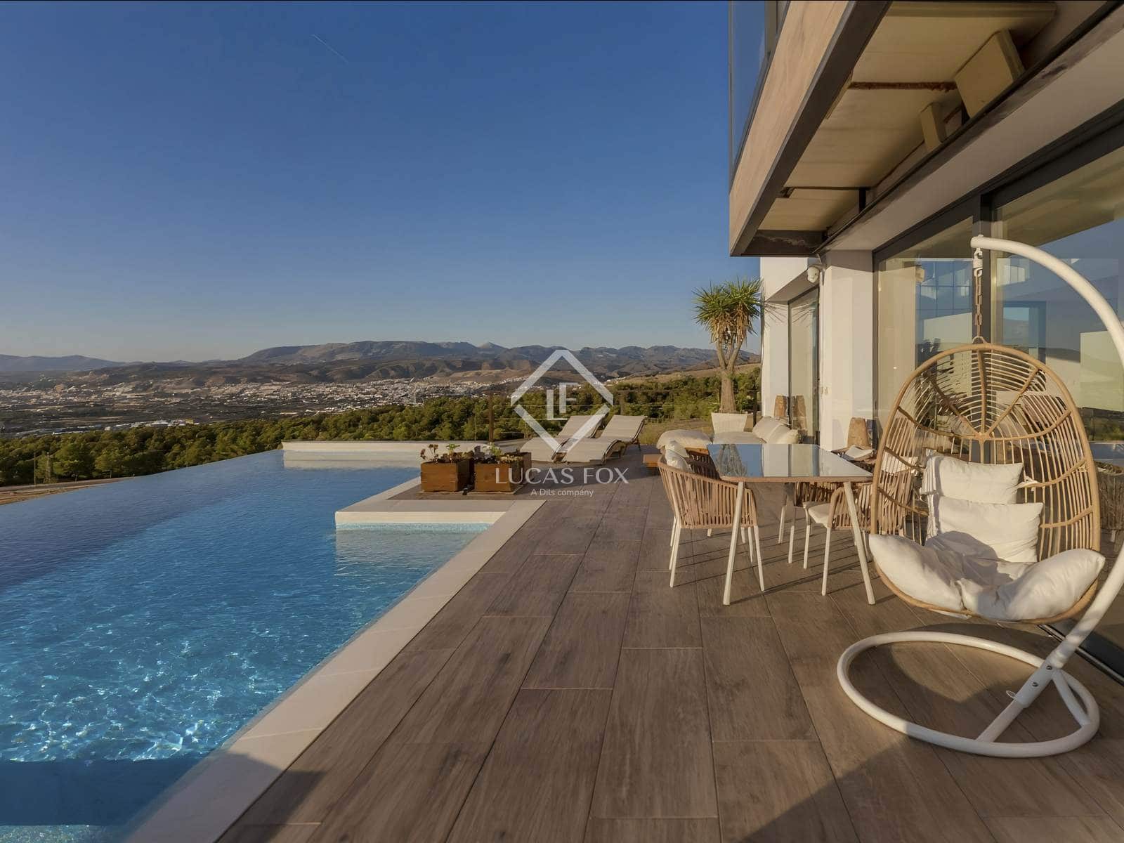 1 sovrum Villa till salu i La Zubia med pool garage - 595 000 € (Ref: 9313877)