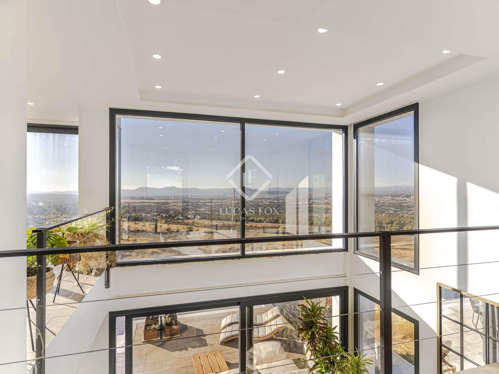 1 sovrum Villa till salu i La Zubia med pool garage - 595 000 € (Ref: 9313877)