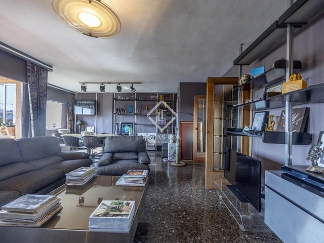 3 bedroom Apartment for sale in Valencia city - € 650,000 (Ref: 9315218)