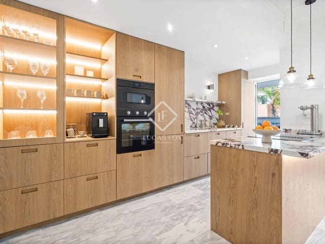 2 slaapkamer Appartement te koop in Marbella met zwembad garage - € 449.000 (Ref: 9315219)