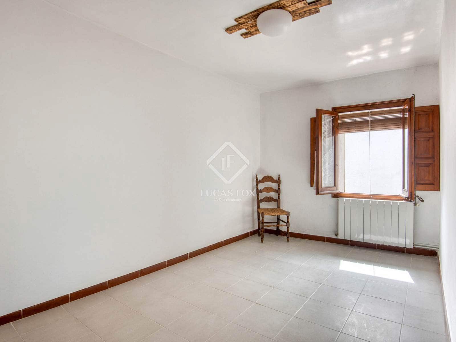 3 makuuhuone Huvila myytävänä paikassa Calonge i Sant Antoni mukana 
autotalli - 372 000 € (Ref: 9315222)