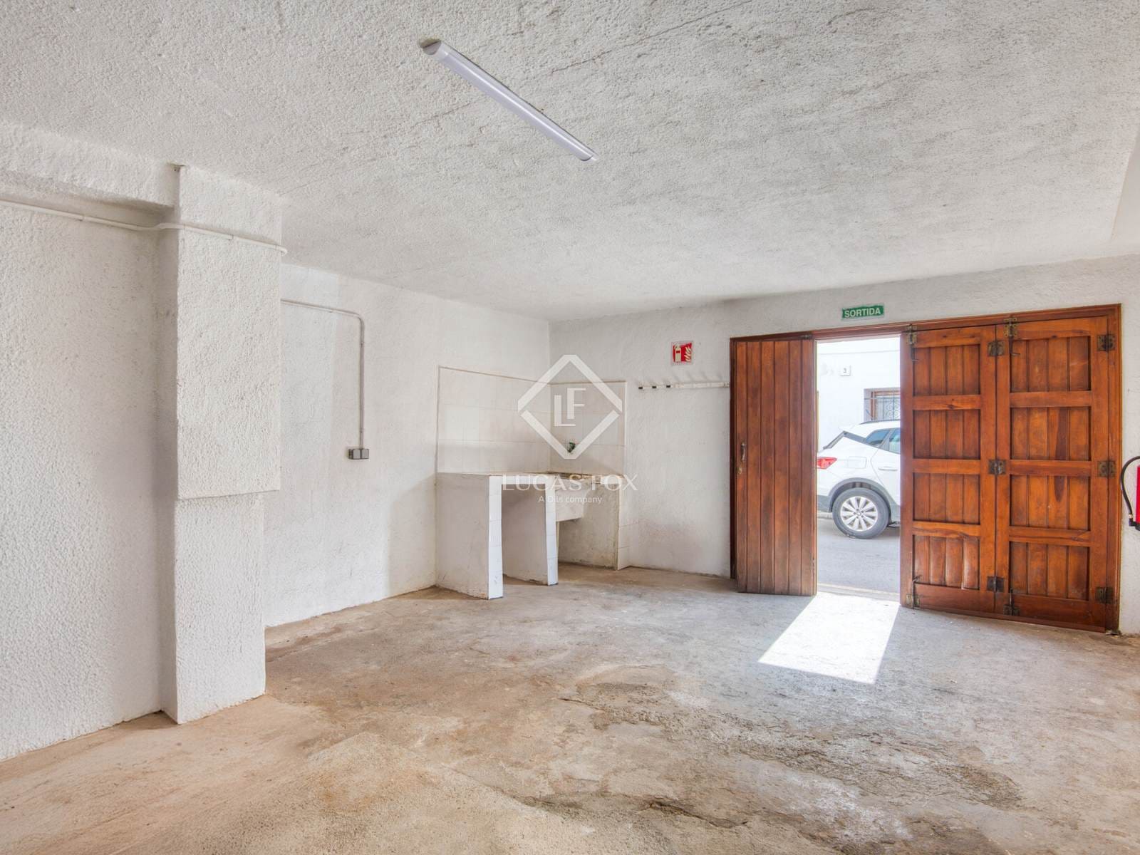 3 makuuhuone Huvila myytävänä paikassa Calonge i Sant Antoni mukana 
autotalli - 372 000 € (Ref: 9315222)