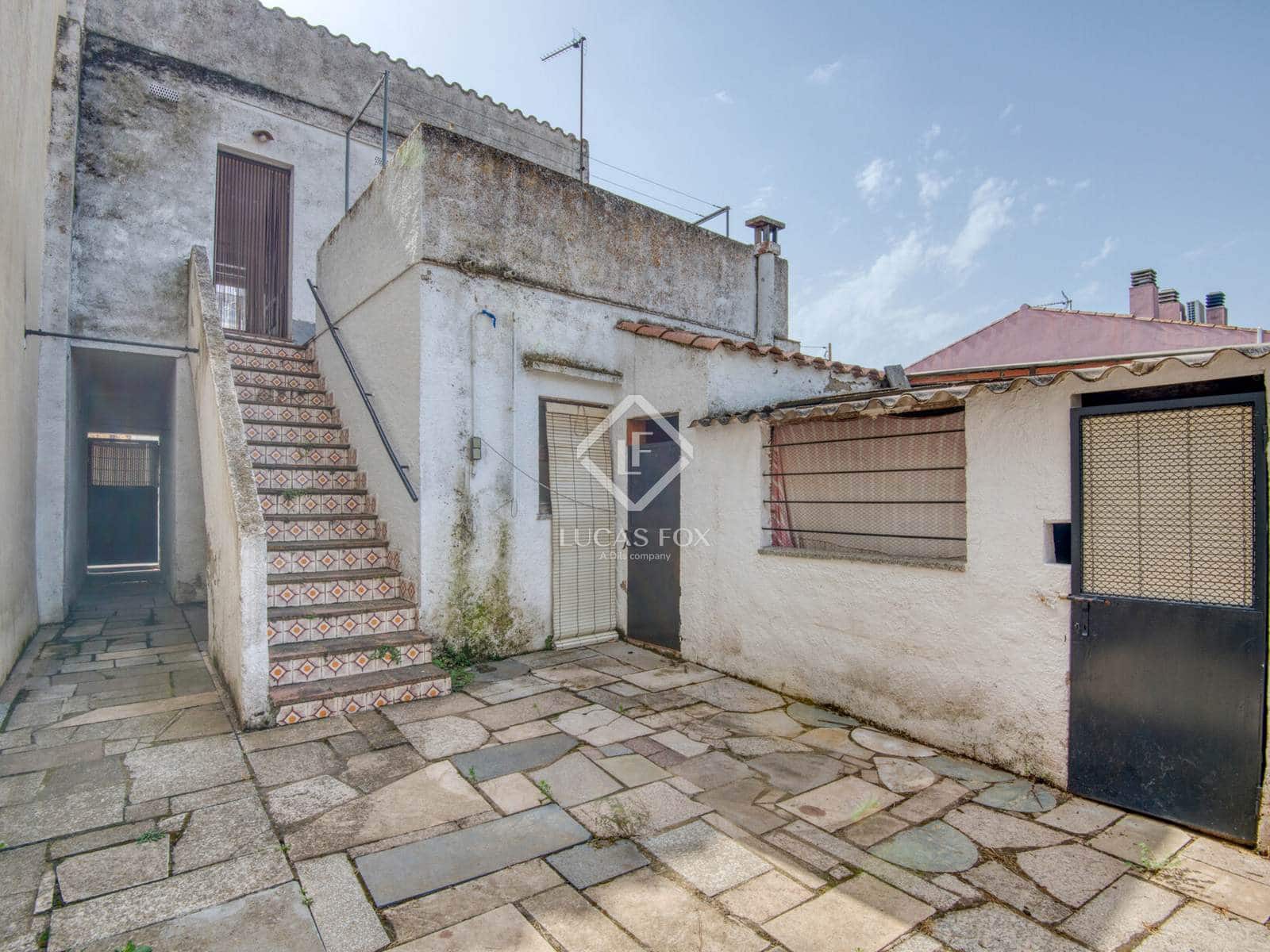 3 makuuhuone Huvila myytävänä paikassa Calonge i Sant Antoni mukana 
autotalli - 372 000 € (Ref: 9315222)