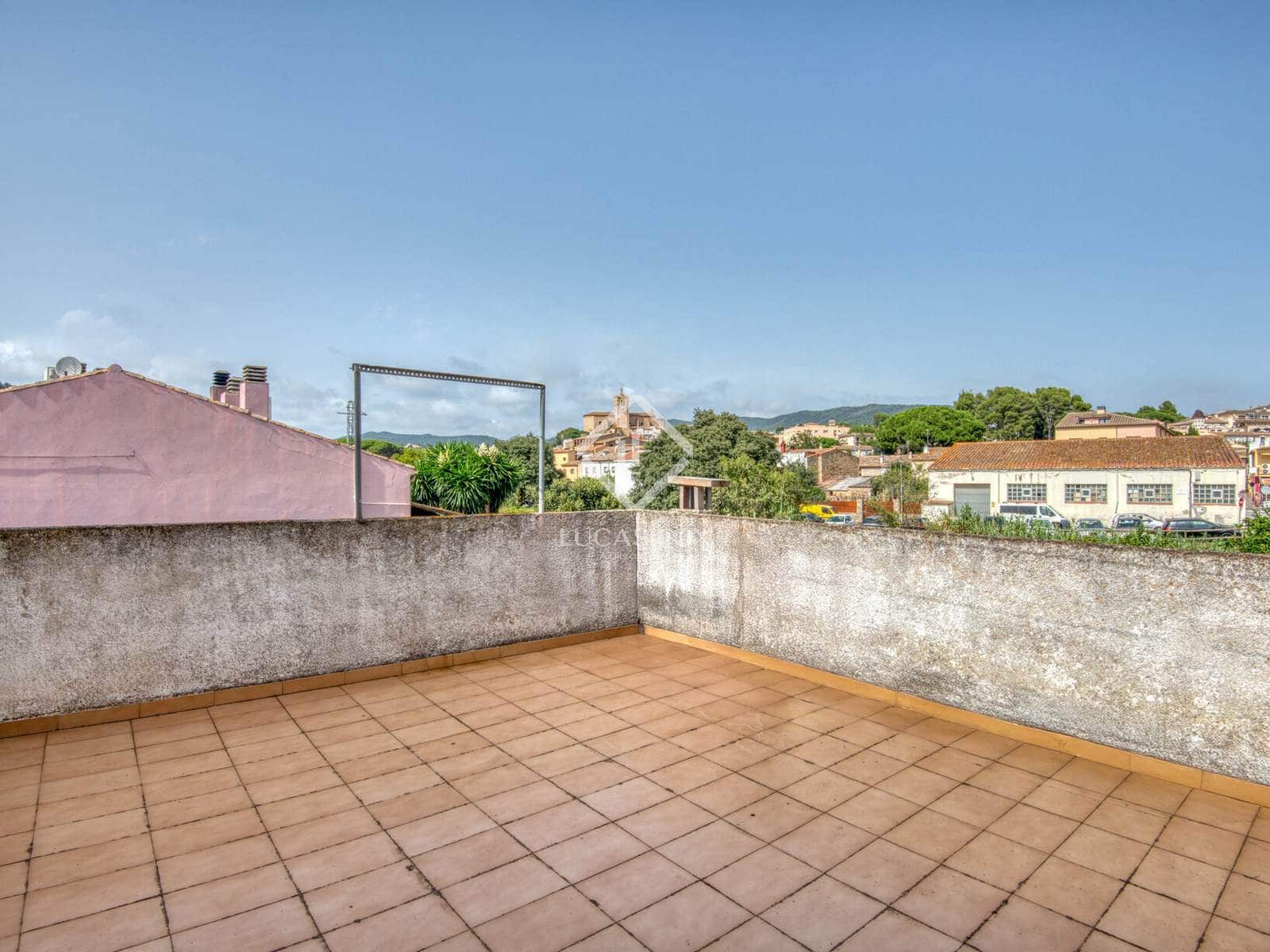 3 makuuhuone Huvila myytävänä paikassa Calonge i Sant Antoni mukana 
autotalli - 372 000 € (Ref: 9315222)