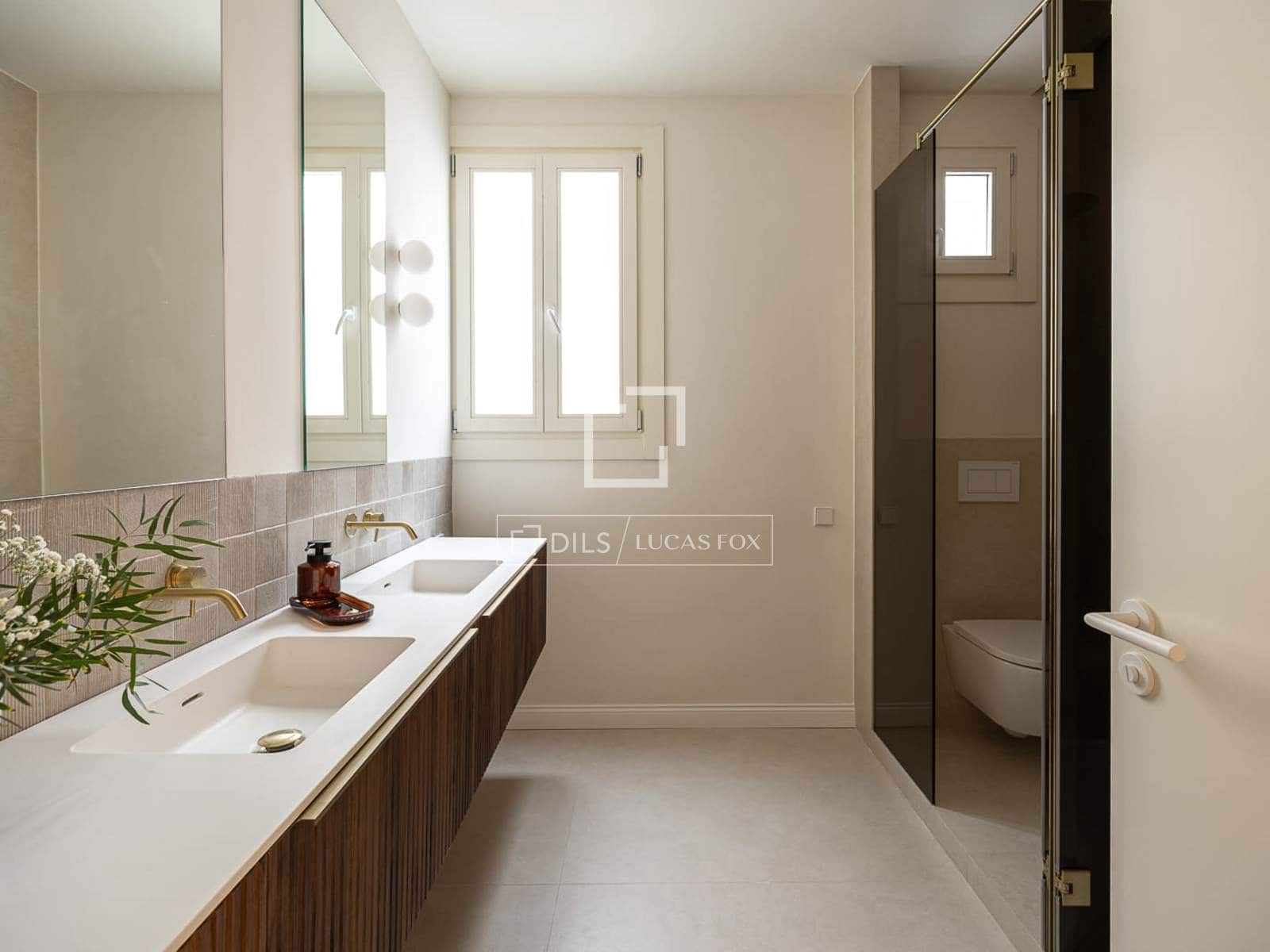 4 soveværelse Lejlighed til salg i Barcelona by - € 1.985.000 (Ref: 9318097)