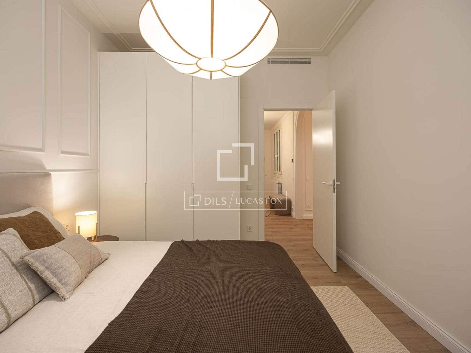 4 soveværelse Lejlighed til salg i Barcelona by - € 1.985.000 (Ref: 9318097)