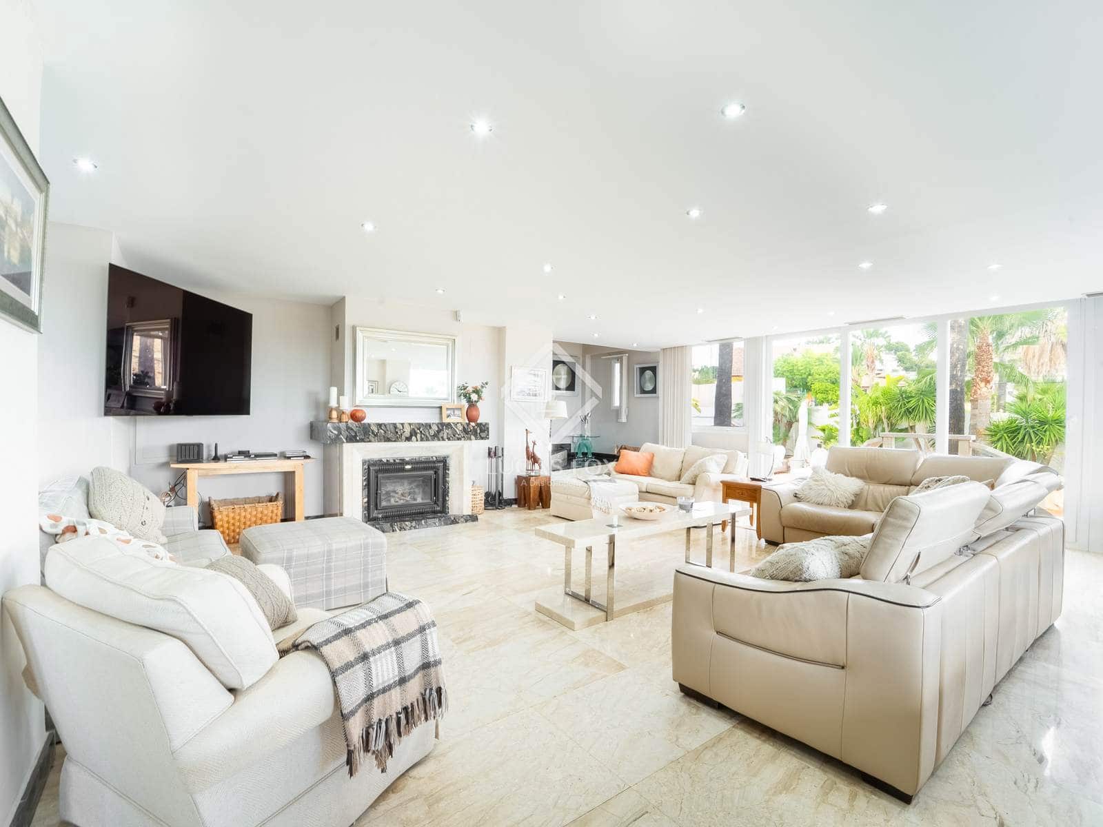 4 chambre Villa/Maison à vendre à San Vicente / Sant Vicent del Raspeig avec garage - 750 000 € (Ref: 9318098)