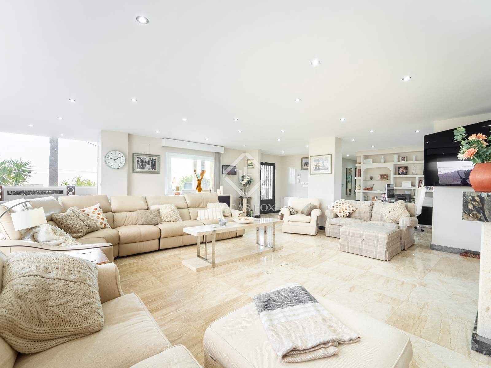 4 chambre Villa/Maison à vendre à San Vicente / Sant Vicent del Raspeig avec garage - 750 000 € (Ref: 9318098)