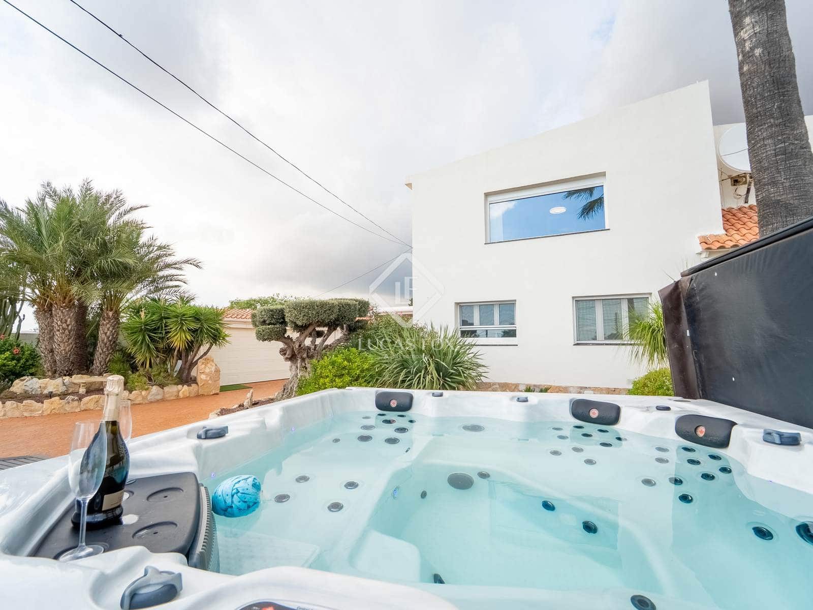 4 chambre Villa/Maison à vendre à San Vicente / Sant Vicent del Raspeig avec garage - 750 000 € (Ref: 9318098)