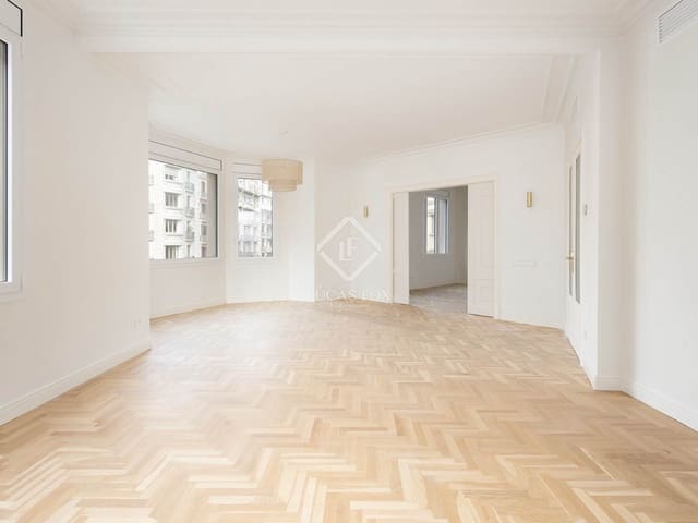 5 slaapkamer Appartement te koop in Barcelona stad - € 1.590.000 (Ref: 9319836)