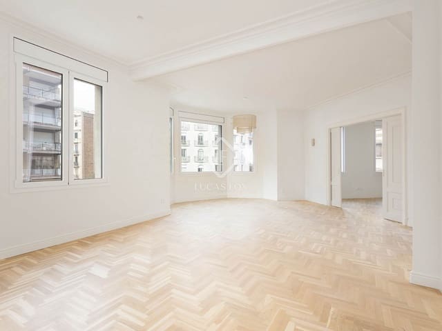 5 slaapkamer Appartement te koop in Barcelona stad - € 1.590.000 (Ref: 9319836)