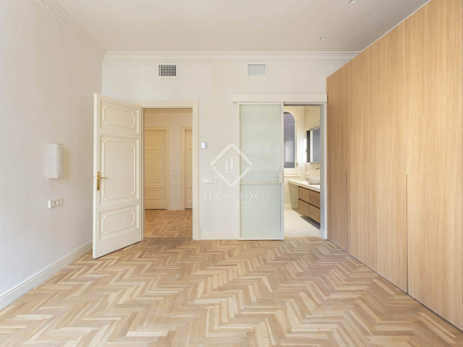 5 slaapkamer Appartement te koop in Barcelona stad - € 1.590.000 (Ref: 9319836)