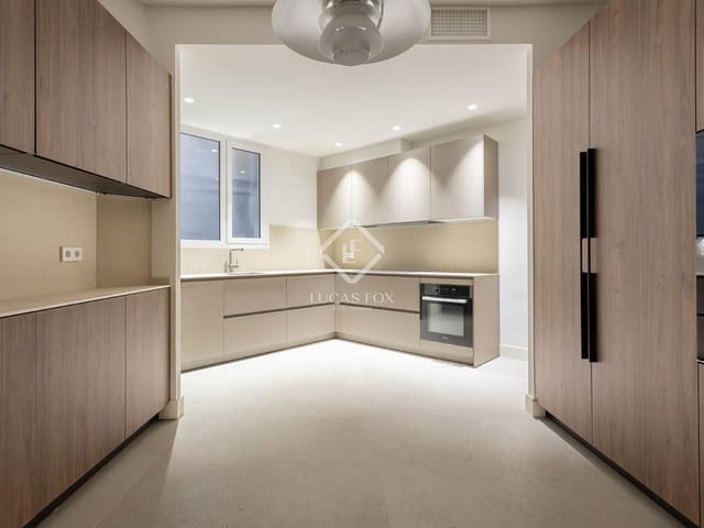 5 sypialnia Apartament na sprzedaż w Miasto Barcelona - 1 590 000 € (Ref: 9319836)