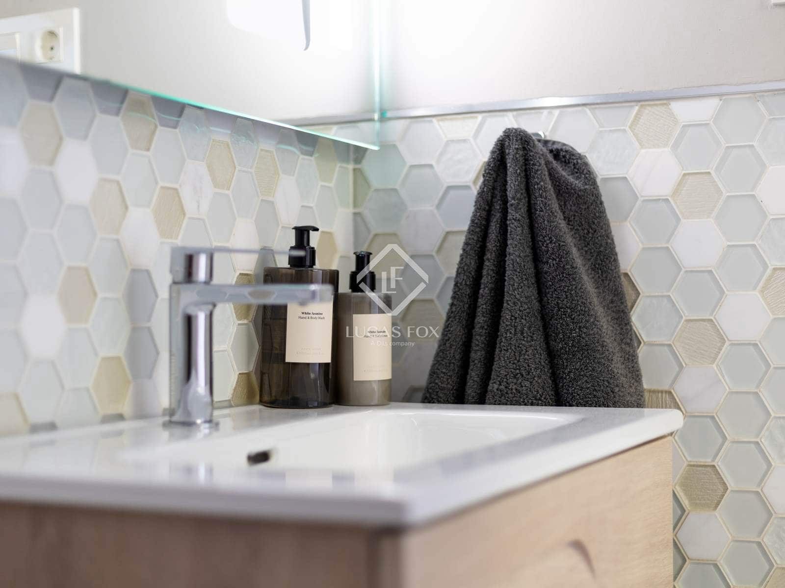 5 sypialnia Willa na sprzedaż w Miasto Grenada z basenem garażem - 1 475 000 € (Ref: 9319941)