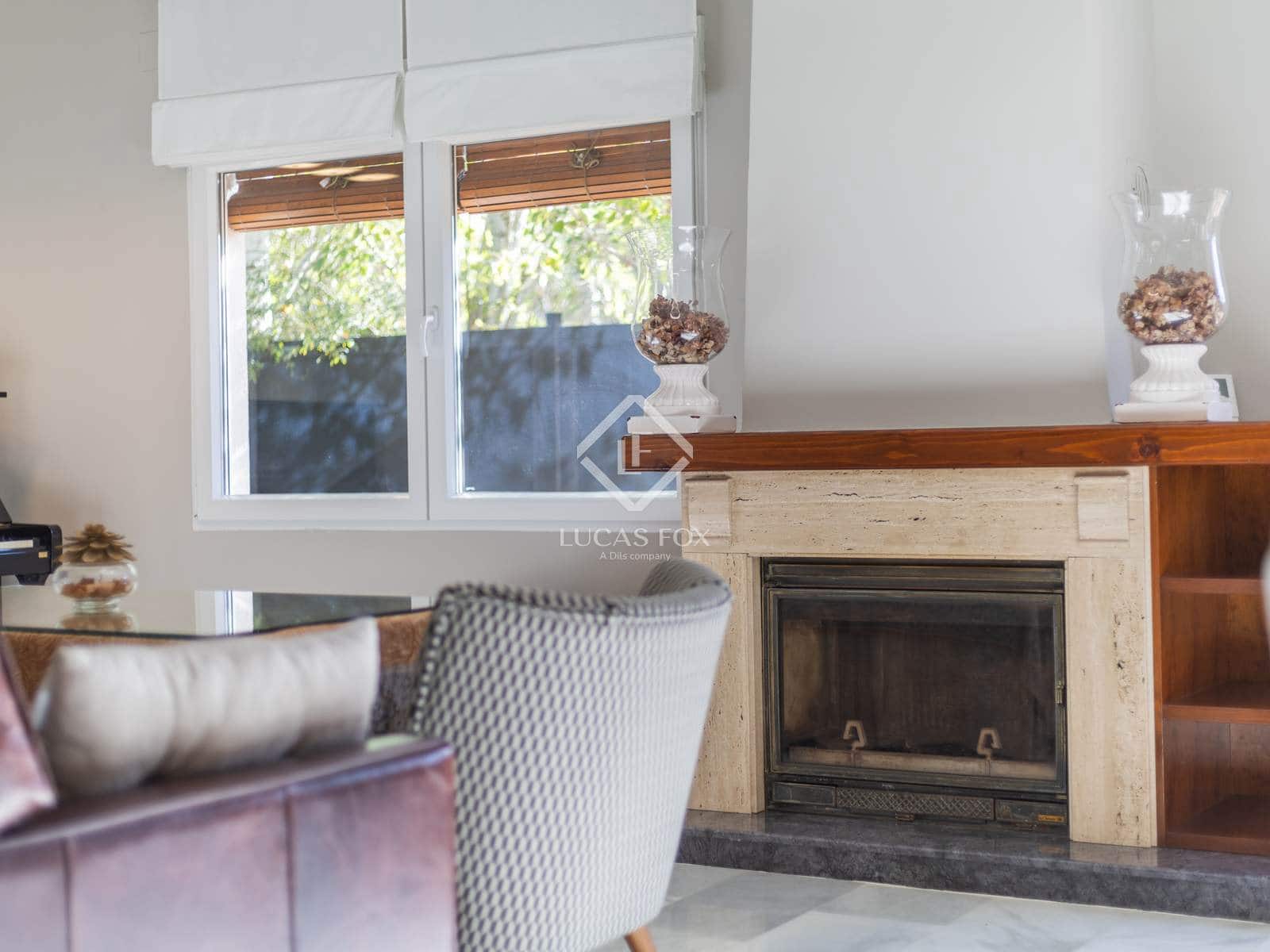 5 sypialnia Willa na sprzedaż w Miasto Grenada z basenem garażem - 1 475 000 € (Ref: 9319941)