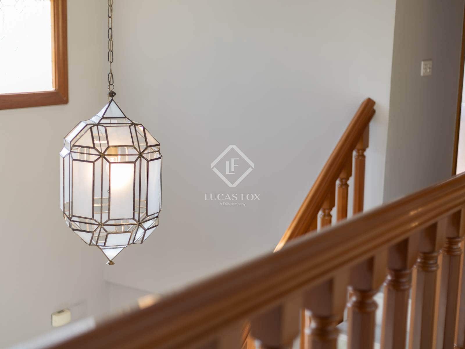 5 sypialnia Willa na sprzedaż w Miasto Grenada z basenem garażem - 1 475 000 € (Ref: 9319941)