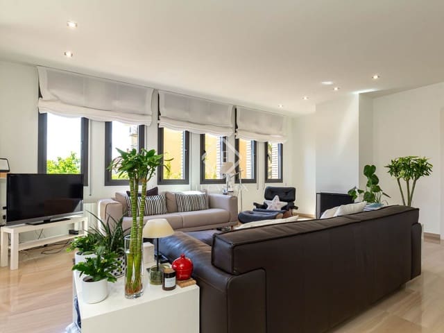 8 slaapkamer Villa te koop in Sant Just Desvern met zwembad garage - € 2.298.000 (Ref: 9319943)