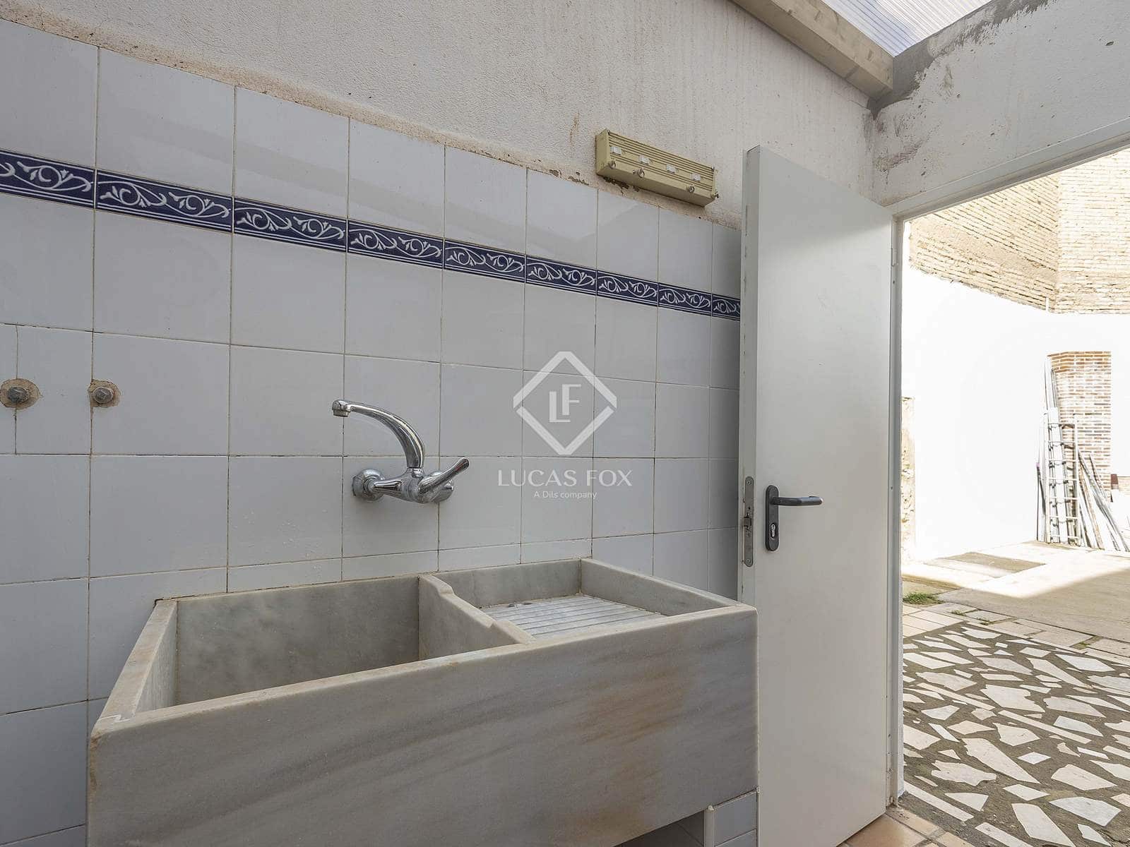 7 Zimmer Villa zu verkaufen in Catarroja mit Garage - 500.000 € (Ref: 9319945)