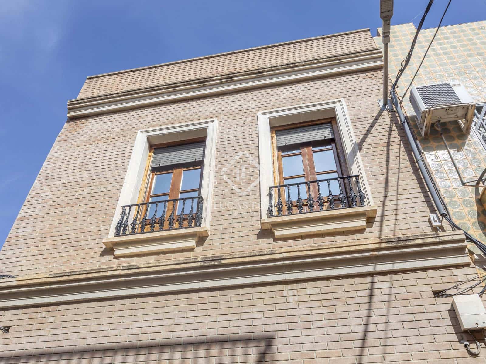 7 Zimmer Villa zu verkaufen in Catarroja mit Garage - 500.000 € (Ref: 9319945)